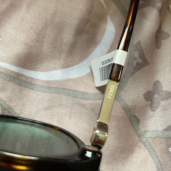 ❤️SOLD❤️ Fendi Havana Acetate gradient sunglasses brand new - Picture 13 of 14